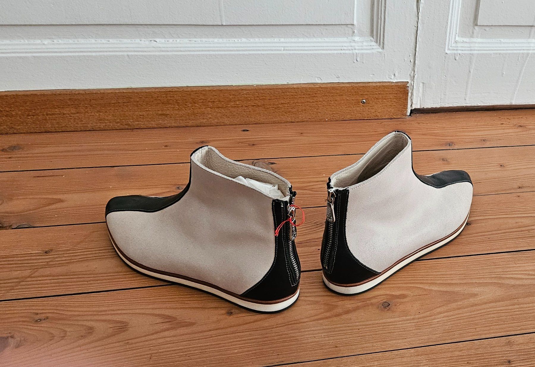 Stefi Talman Chaussures femmes: Stefi Talman, "Pinguinschuhe", Gr.37 – D'occasion à Diessenhofen par bgz12345 1