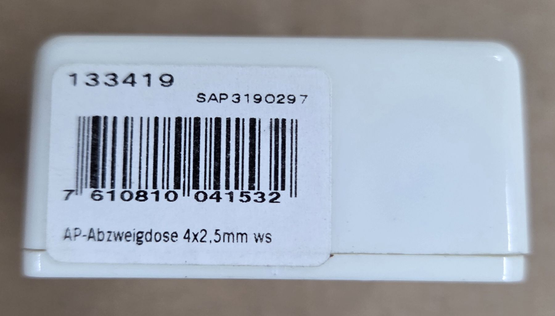 Stromzufuhr: Verteilerdose 4x2,5 mm2 weiss mit Einsätzen neu – Neu (gemäss Beschreibung) aus Kirchberg SG von Bibsli 2