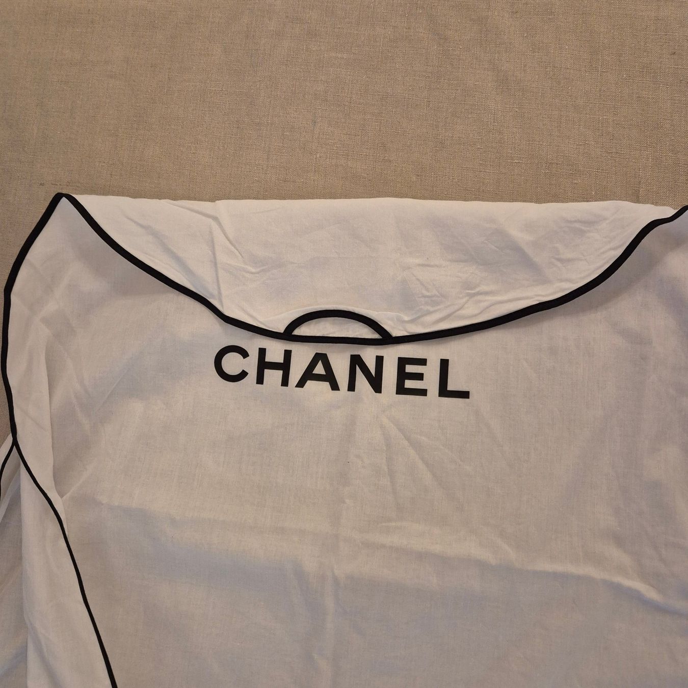 Taschen: Kleidersack CHANEL, Staubhülle Original – Gebraucht aus Luzern von Louis-XVI 2