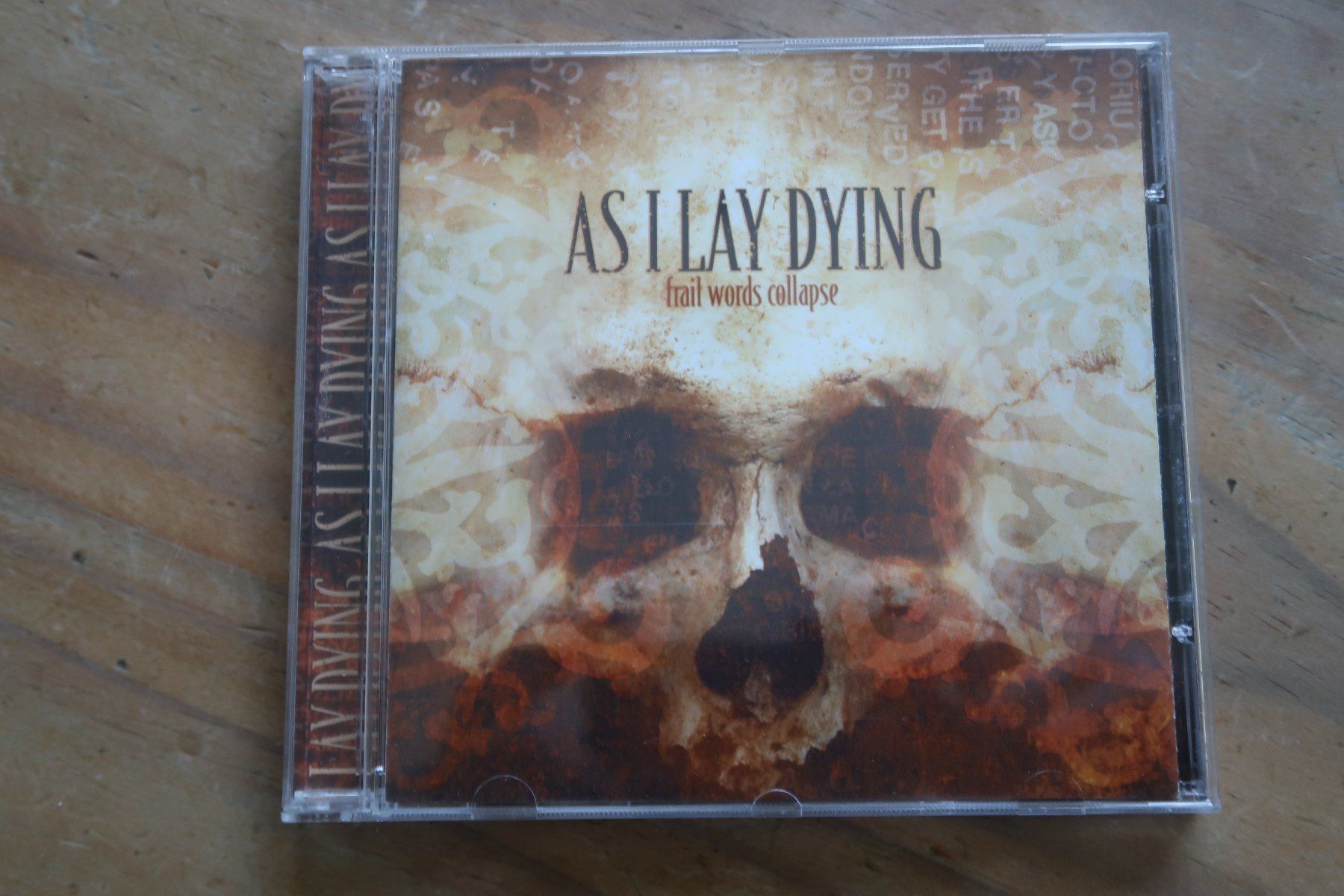 CD: AS I LAY DYING - FRAIL WORDS COLLAPSE - CD – Usato da Basel venduto da Patiscat