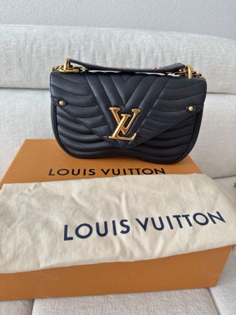 Louis Vuitton New Wave Chain Bag – Schwarz / Gold