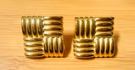 Elegante goldfarbene Ohrringe, aus Edelstahl, vergoldet