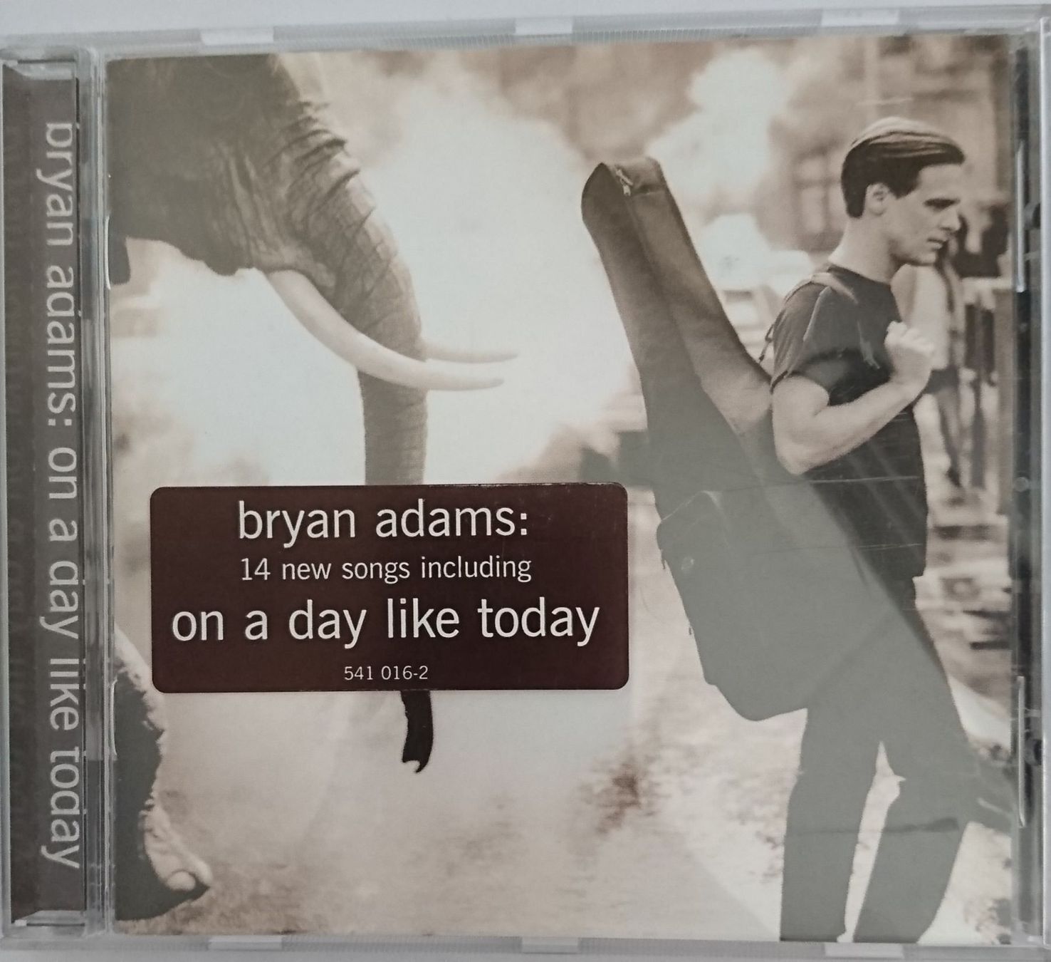 CD: Bryan Adams – Usato da Zürich venduto da Raz88