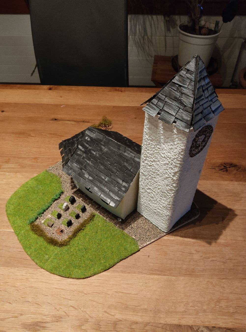 Kit di modellismo & Modellini statici: Kirche / Kapelle - Diorama - für Eisenbahn HO oder Tabletop – Usato da Zofingen venduto da Justice79