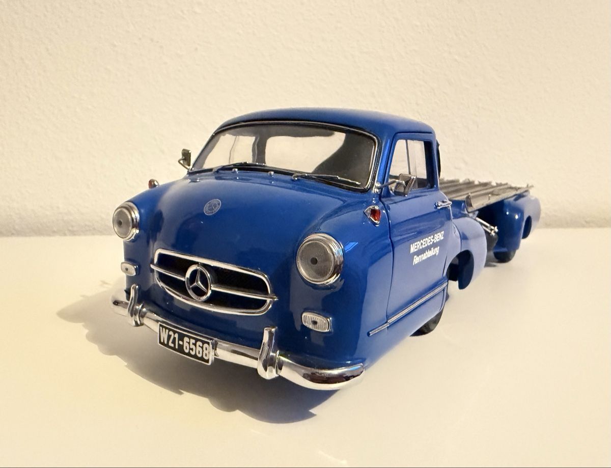 CMC Modellini d'auto: CMC 1:18 MB RENNTRANSPORTER 1954 – Usato da Däniken SO venduto da hasenpfote.