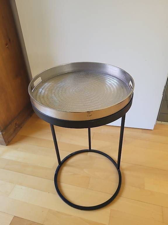 Tische: Beistelltisch / Couchtisch – Gebraucht aus Muttenz von YMeier1 1