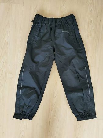 Regenhose schwarz Gr 128 Trevolution neuwertig!