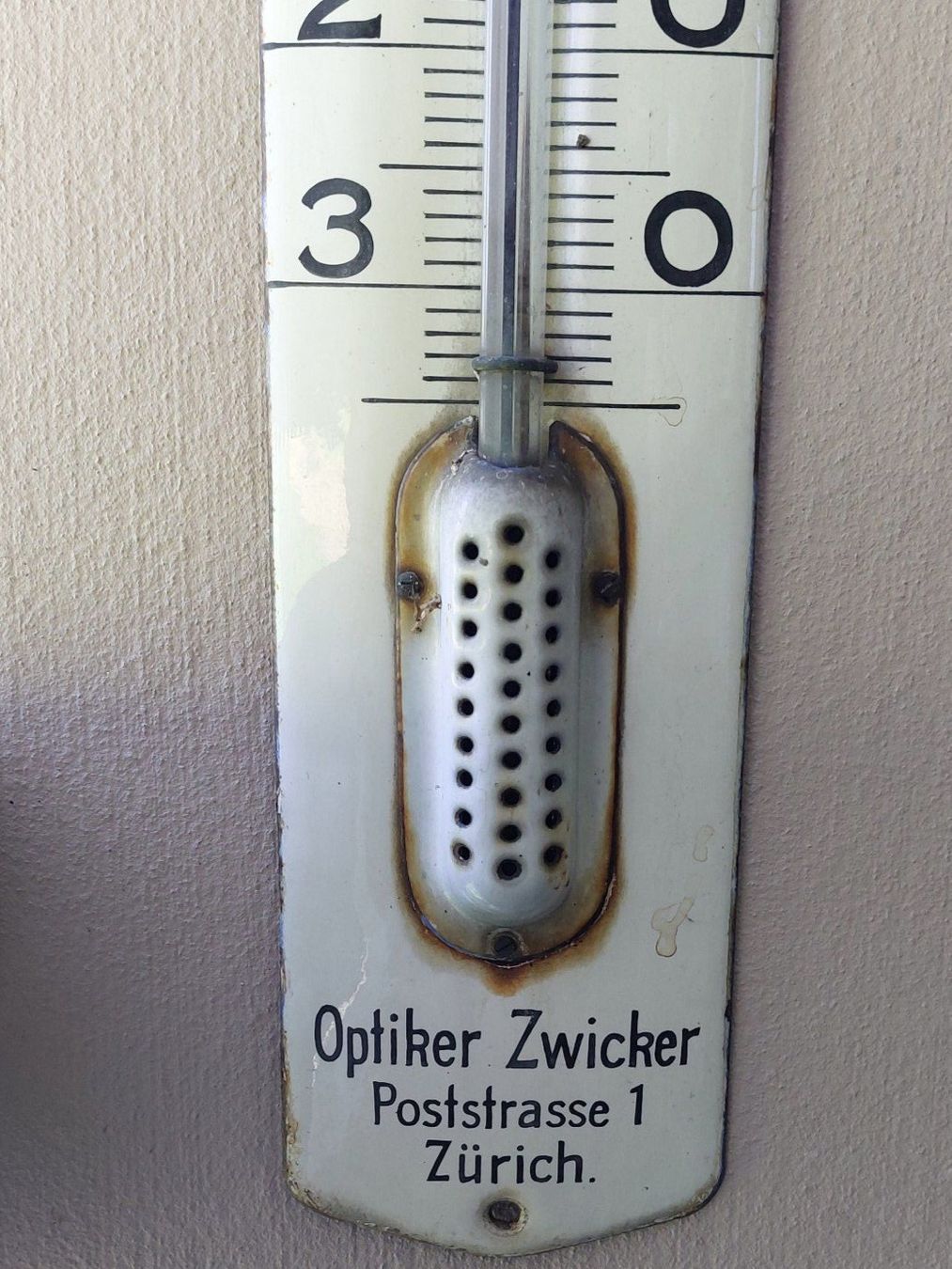 Schilder: Emaille Thermometer - original Fundzustand, alt, ca. 60x9 cm – Gebraucht aus Mönchaltorf von  3