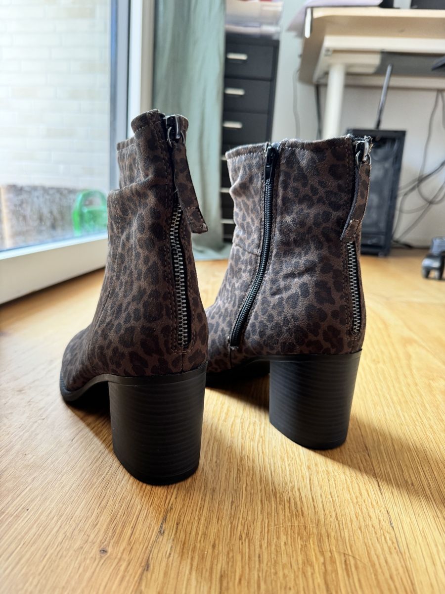 Scarpe da donna: Stiefeletten – Usato da Birrwil venduto da Annaluna 3