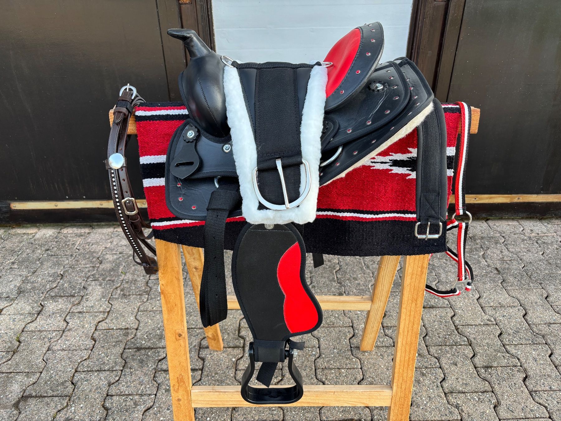Selle & Accessori: schönes Ponywesternsätteli – Usato da Feldbach venduto da Fea1