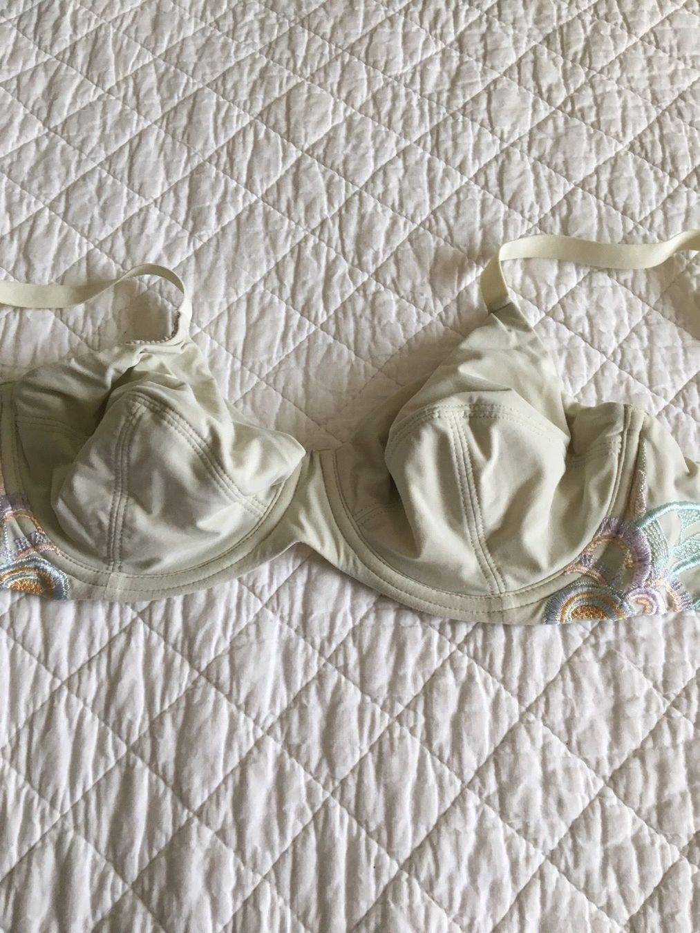 Altra biancheria intima: St-Gorge gr 80B – Usato da Delémont venduto da stella063