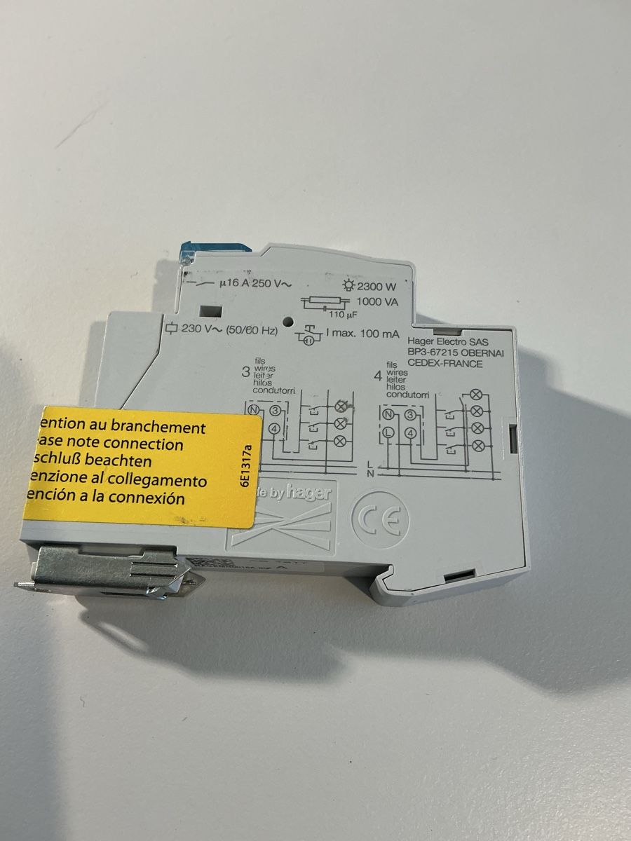 Hager Componenti elettronici: Hager Zeitschaltmodul EMN001 neu – Nuovo (secondo la descrizione) da Steffisburg venduto da NeriElektro 1