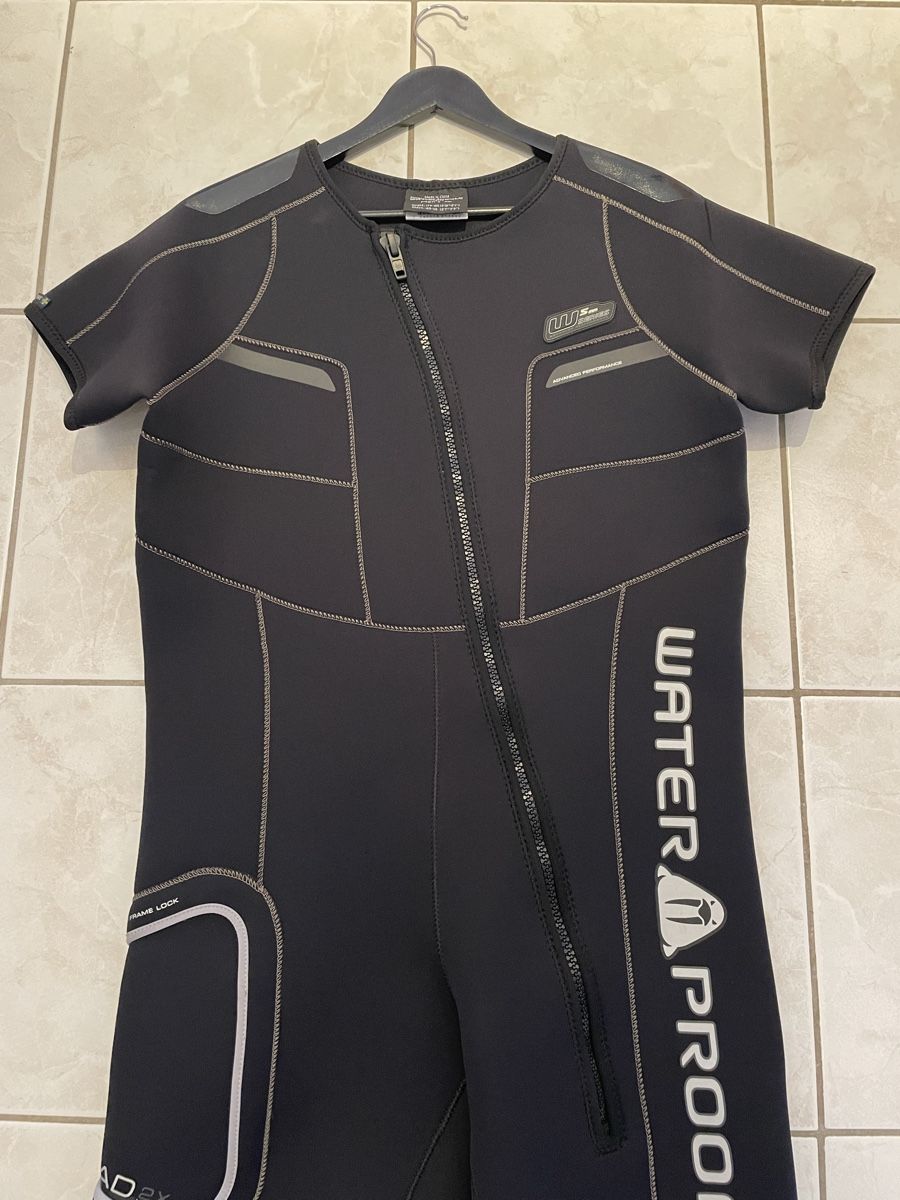 Completi: Shorty XL Waterproof 5mm  – Usato da Diemerswil venduto da mar_wp7t