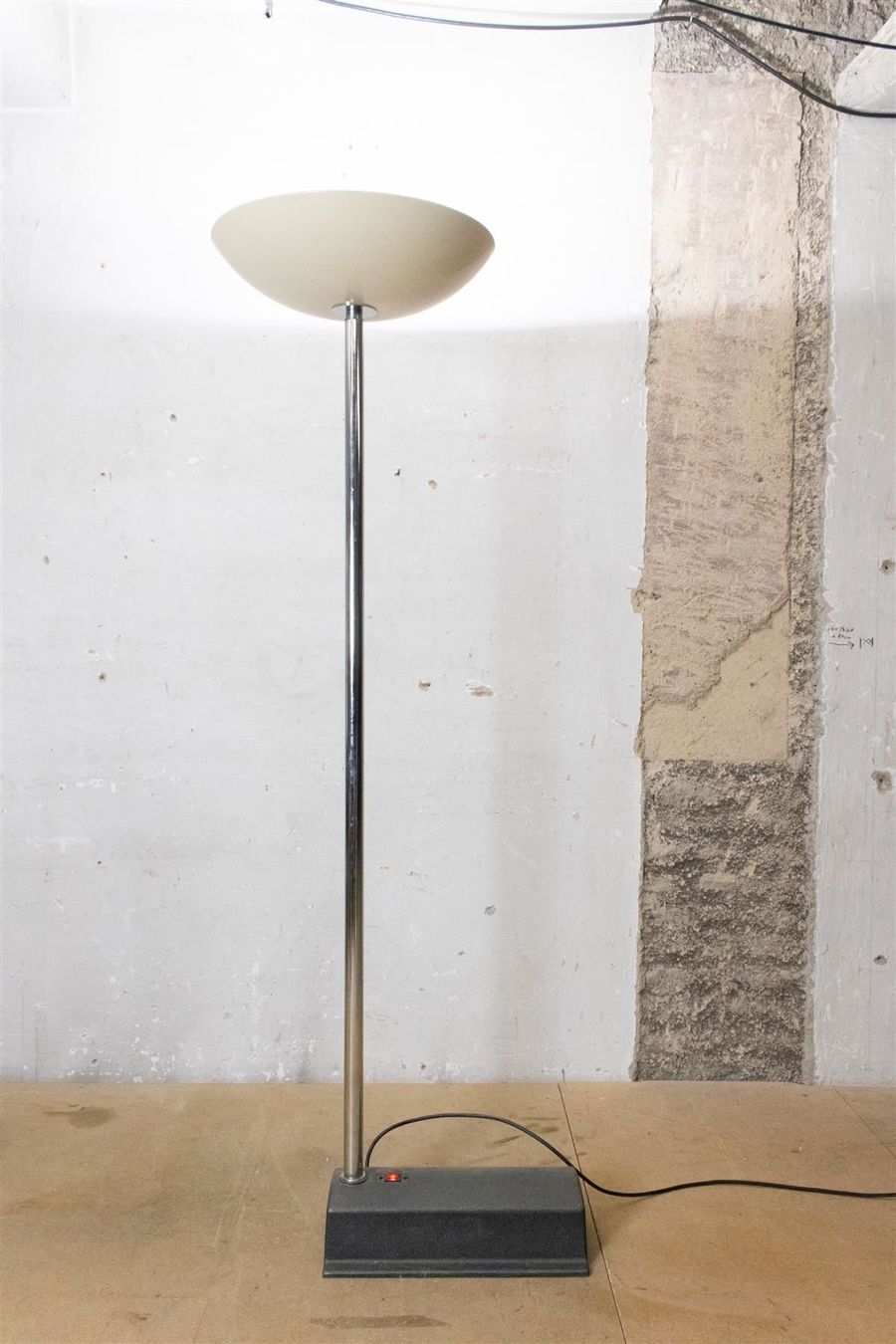 Regent Lampade: Regent 85 Ständerlampe / Stehleuchte – Usato da Zürich venduto da ZuercherBrockenhaus