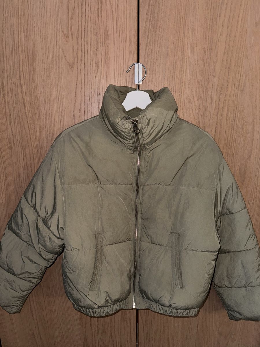 Bershka Vestes: Doudoune courte d’hiver – D'occasion à Lausanne par reb_87rc