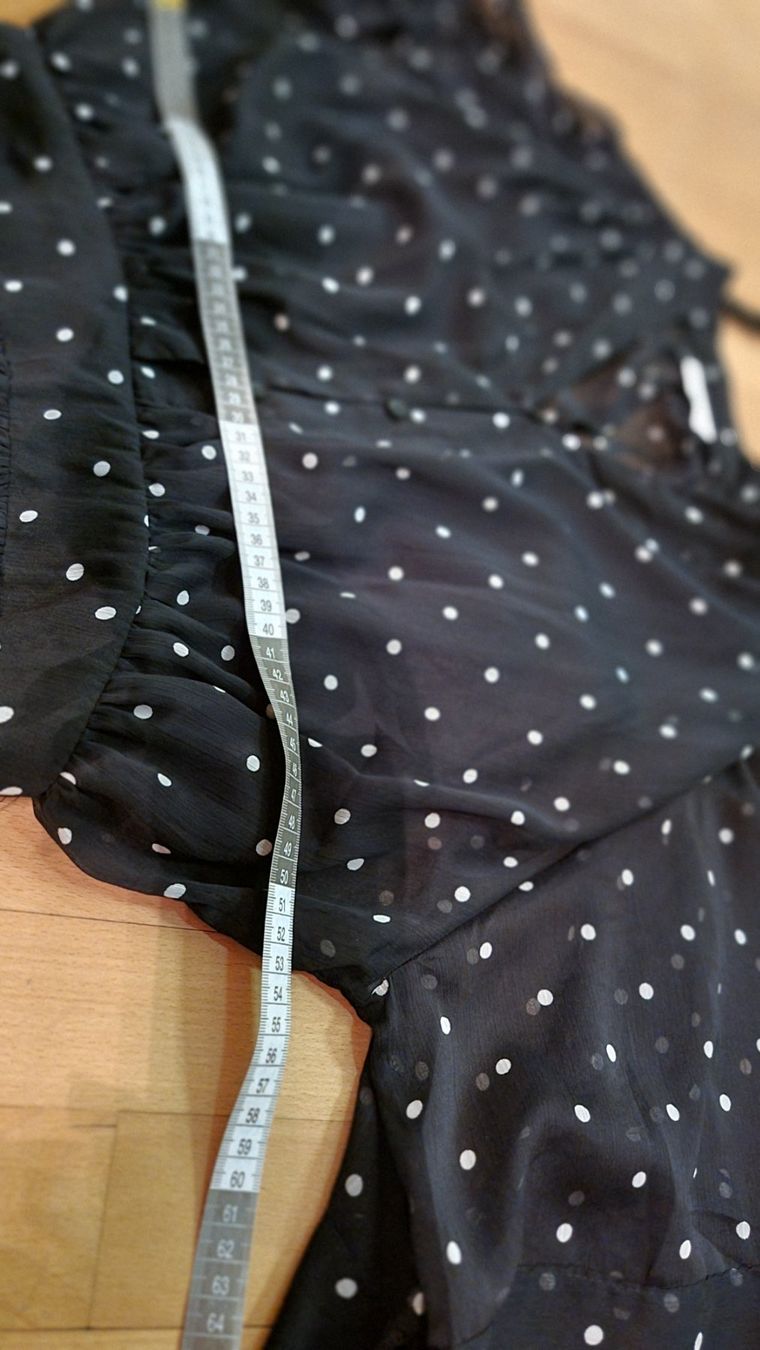 Vestiti: Schwarzes Punkte Kleid transparent Gr. 40 – Nuovo (secondo la descrizione) da Wald ZH venduto da CapLux 7
