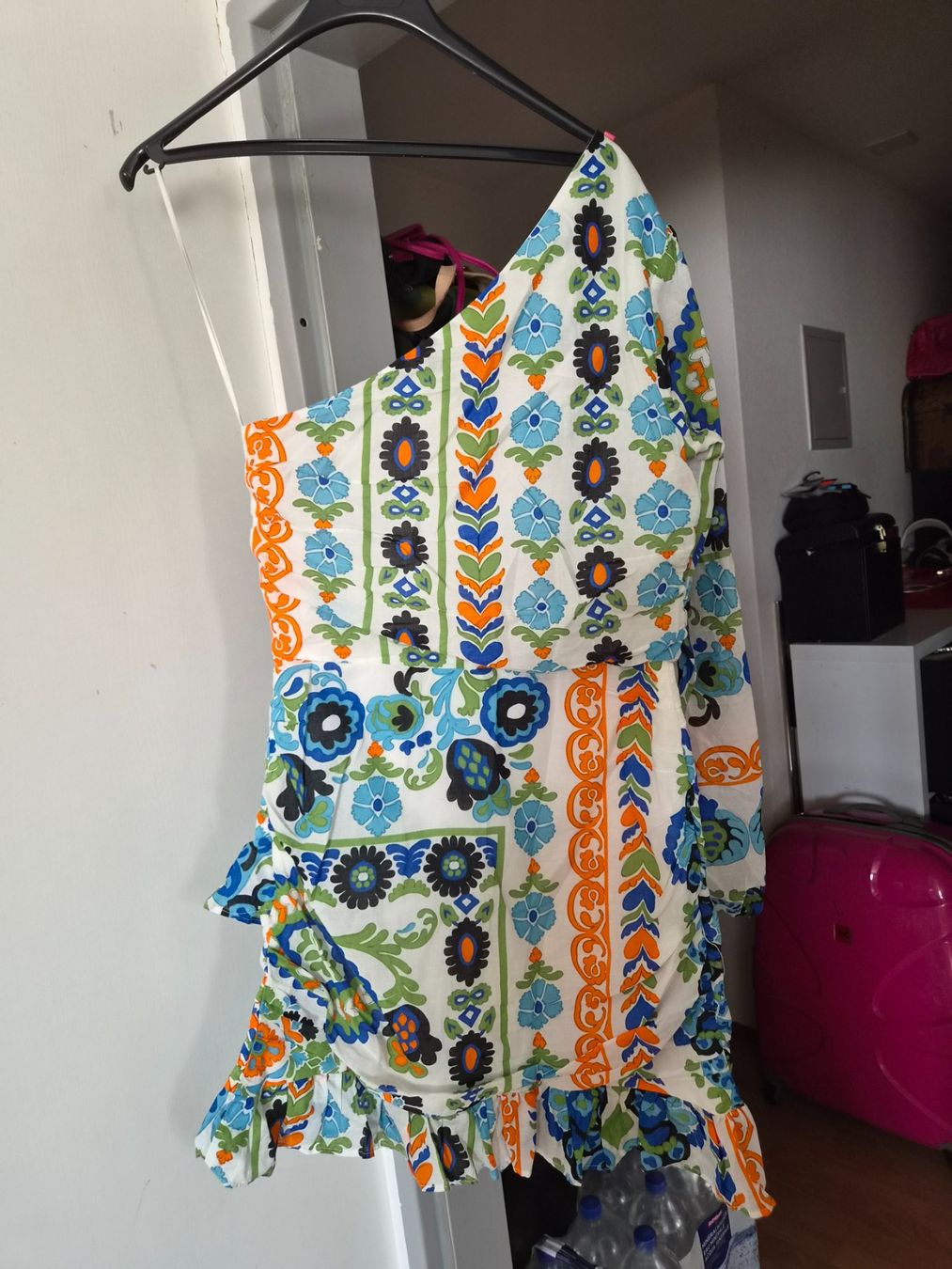 Mango Vestiti: Mango buntes Kleid Gr. S – Usato da Frenkendorf venduto da Chrigeli01 1