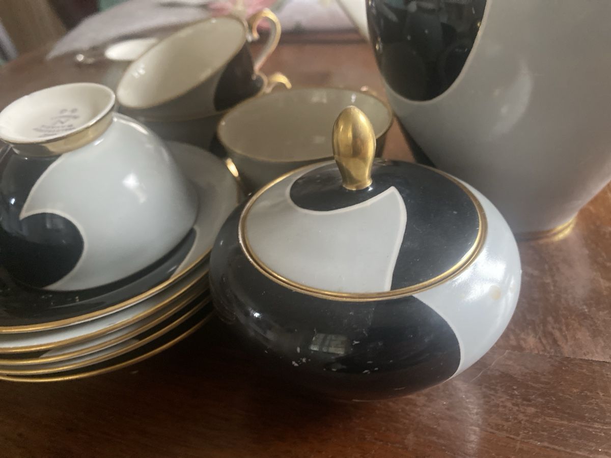 Set di piatti: Bavaria Mocca Kaffeeservice , Schwarz-Mint-Gold – Usato da Baden venduto da swiss-alps