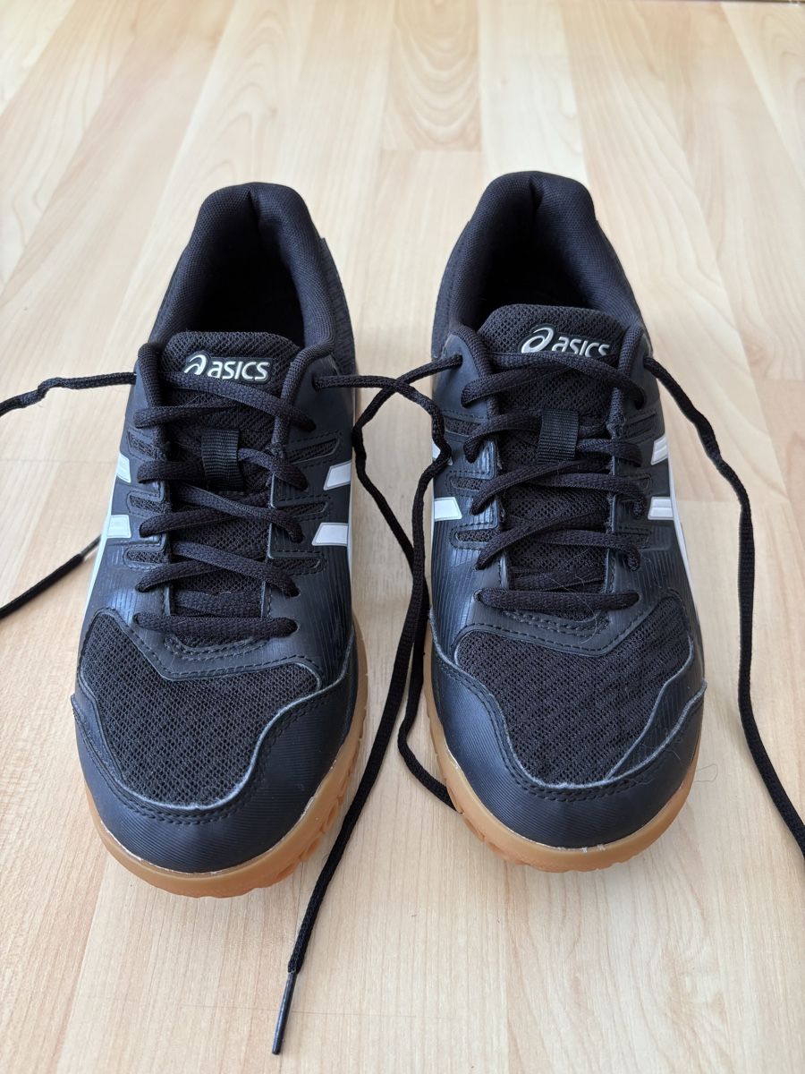 Asics Herrenschuhe: Asics Gel-Rocket Hallenschuhe Gr. 38 – Gebraucht aus Solothurn von boenisworld