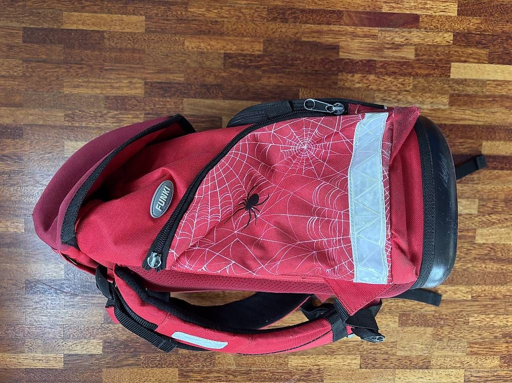 Borse & Zaini: Schulrucksack Jungen Funki – Usato da Bern venduto da tin_yjd6 2
