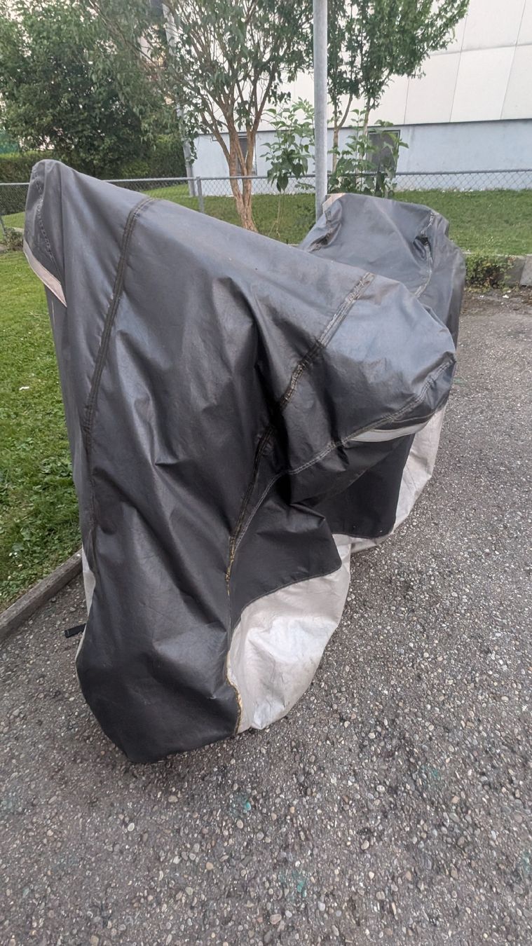 Accessori per altri veicoli: Outdoor Motorradabdeckung - Fallgarage – Usato da St. Gallen venduto da max_8tvt