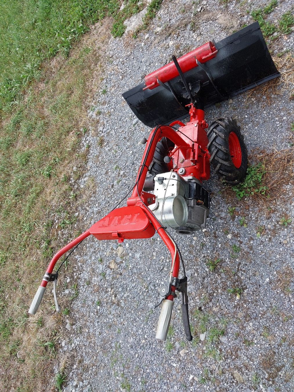 Aebi Schneeräumung: Aebi AM8 Schneepflug – Defekt aus Kerns von timberjack02 7