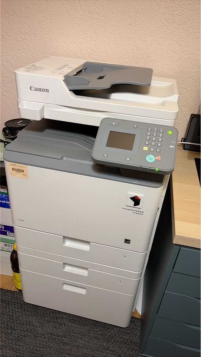 Canon Stampanti: Canon imageRUNNER C1525iF Multifunktionsdrucker – Usato da Eglisau venduto da son_vxn7