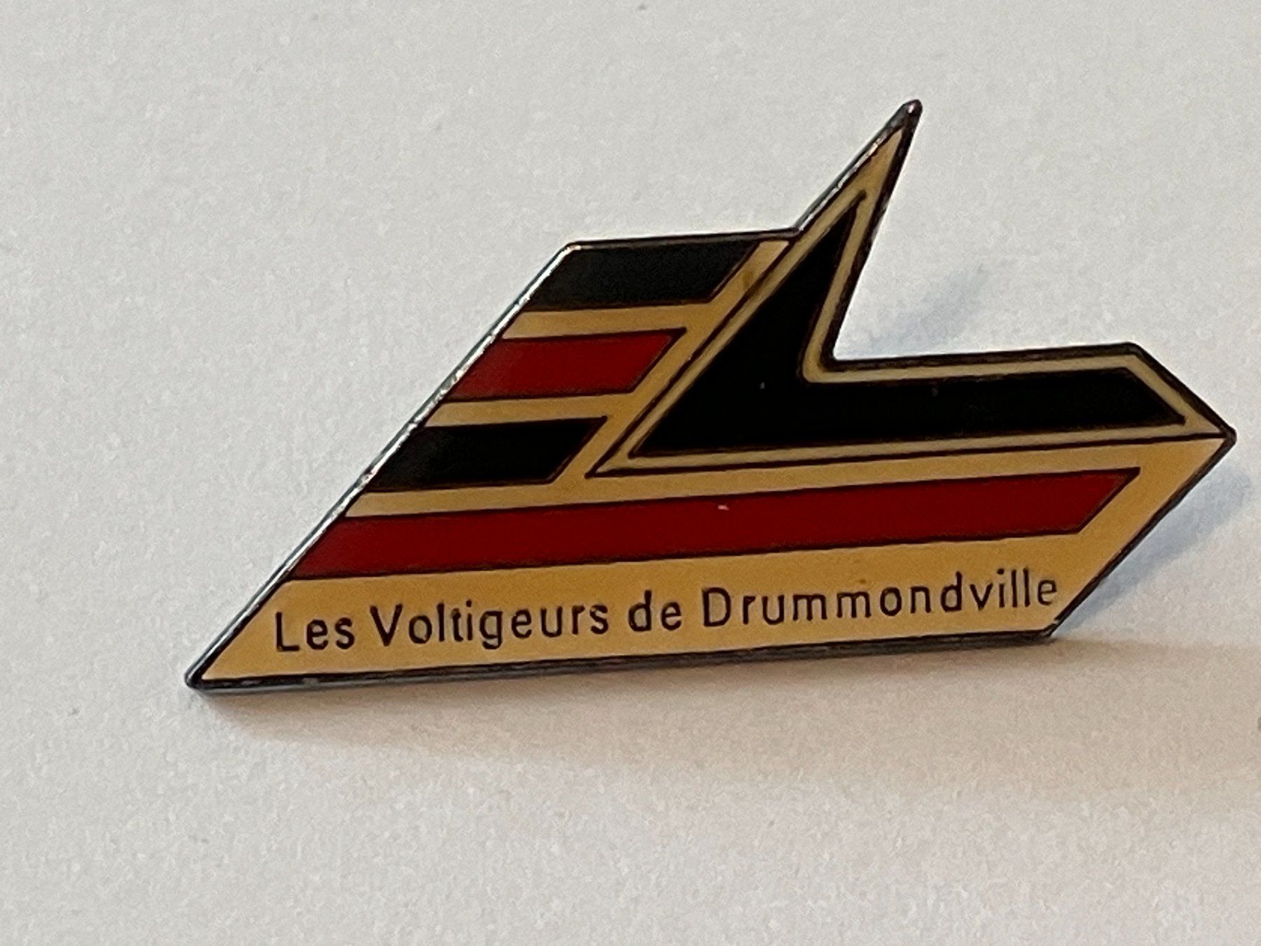 Placchette & Badge: 1 Pin Les Voltigeurs de Drummondville – Usato da Basel venduto da djwwpp