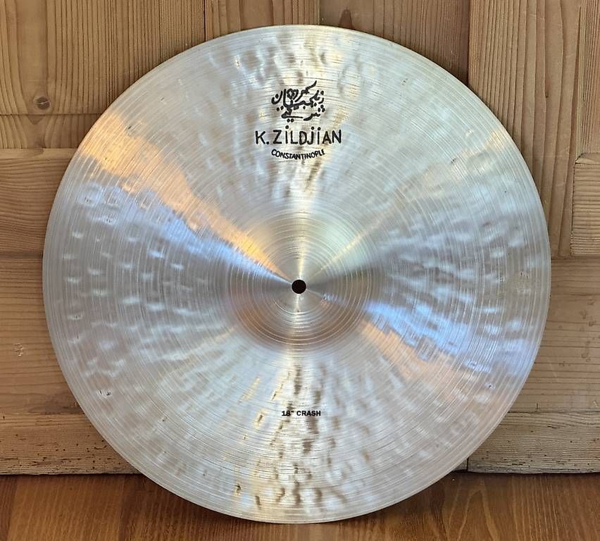 Zildjian Strumenti musicali: Zildjian 18" K Constantinople Crash – Usato da Balgach venduto da Kraxlifant