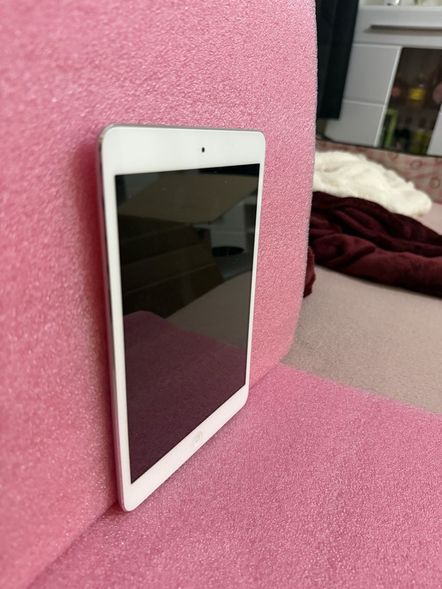 Apple Tablet PC: iPad 1 mini 16 giga – Usato da Payerne venduto da cri_c59l 1