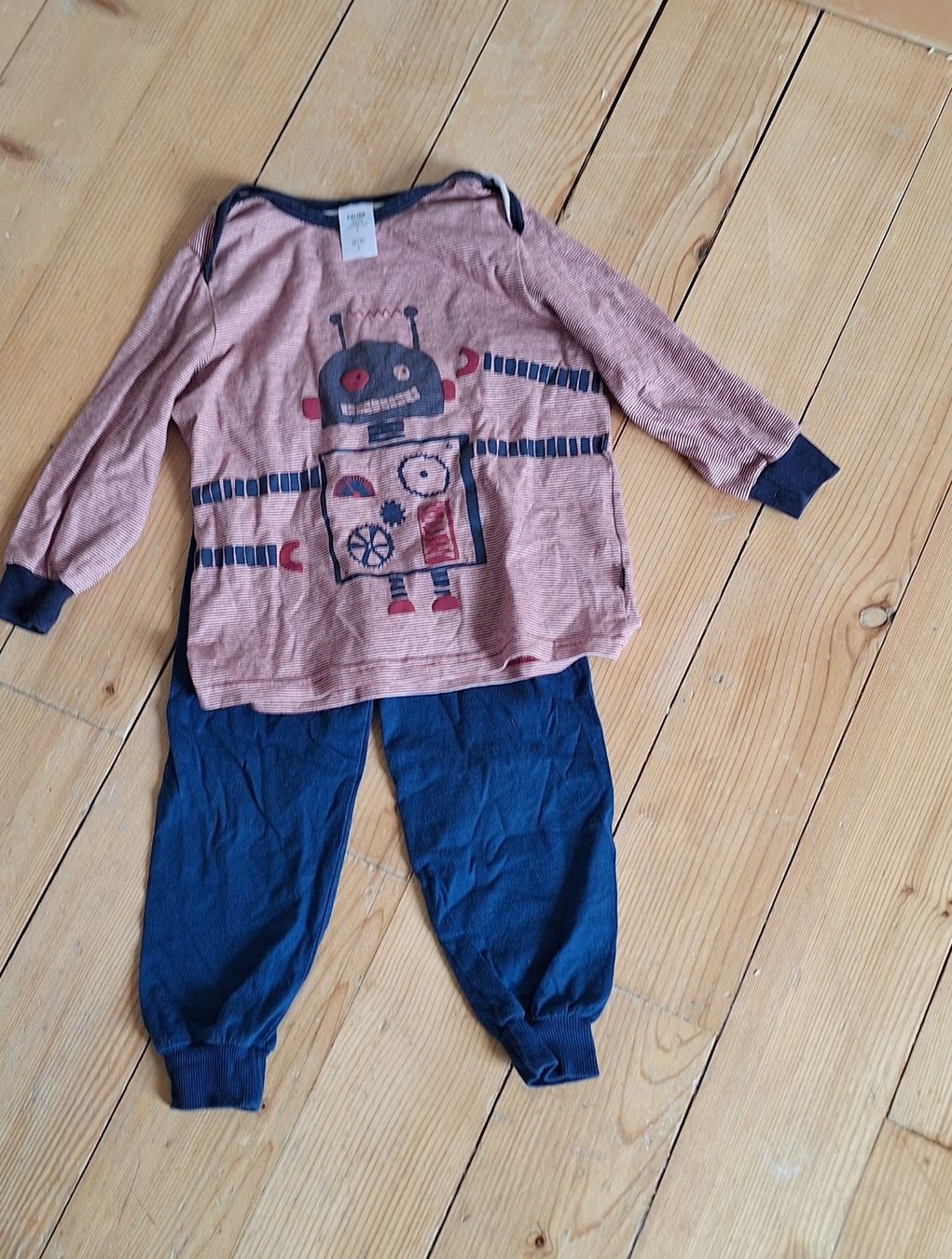 Pigiama & Simili: Calinda Pyjama Gr. 92/98 – Usato da Bern venduto da _finnjagfe_