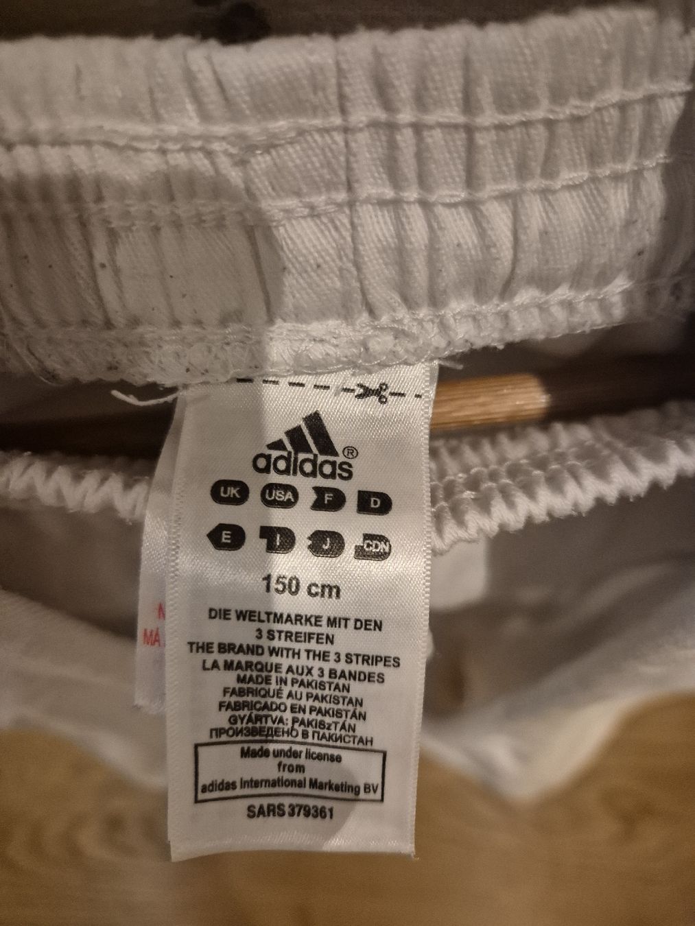 Kimono: Adidas Judo Anzug Gr. 150 – Usato da Bülach venduto da Best-Touchdown 2