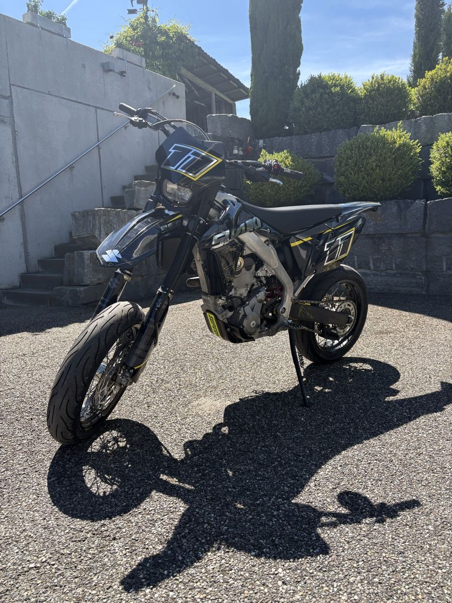 Suzuki Strada: Suzuki Valenti RMX 450 – Usato da Suberg venduto da Lueno