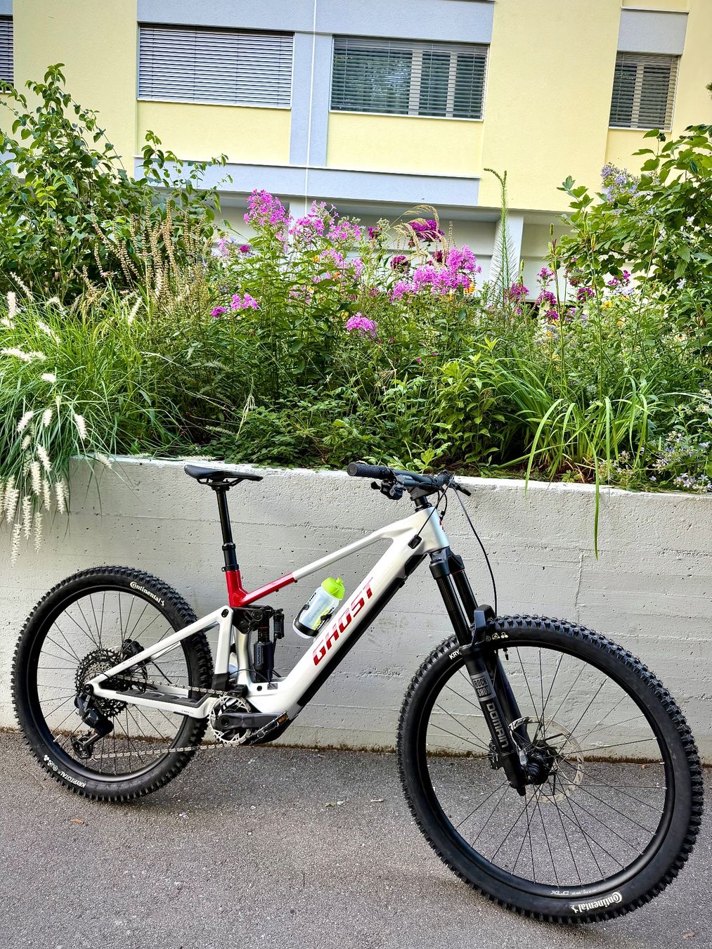 Ghost Biciclette: Ghost E-RIOT CF Advanced 2026 NEU 800 Wh Carbon – Usato da Baar venduto da Elizabeth_21 6