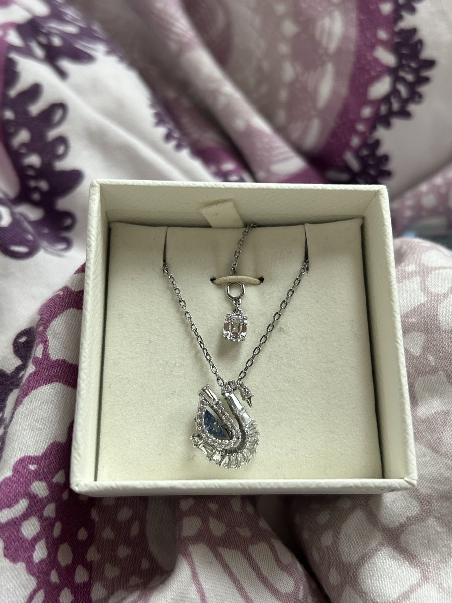 Swarovski Catenine: SWAROVSKI Swan Halskette – Usato da Münsingen venduto da wal_ts72