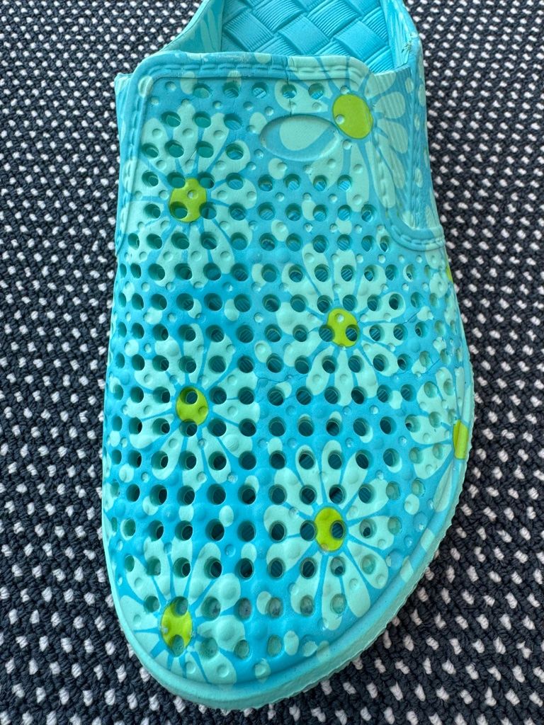 Scarpe da donna: Damen Clogs - Badeschuhe - Gartenclogs - eher Gr. 39 - NEU – Nuovo e nell'imballaggio originale da Zürich venduto da boz_my69 7