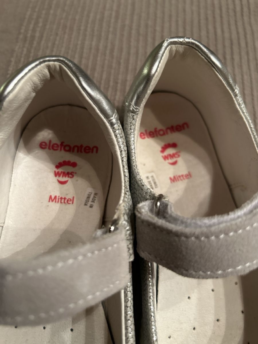 Elefanten Scarpe per ragazze: Silberne Elefanten Schuhe, Grösse 34 – Usato da Dottikon venduto da cimar 1