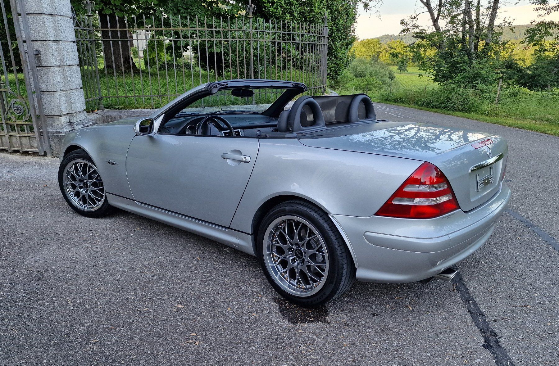 Mercedes-Benz Automobili: Mercedes-Benz SLK 200 Kompressor - Final Edition – Usato da Freienstein venduto da Zephyr_92 1