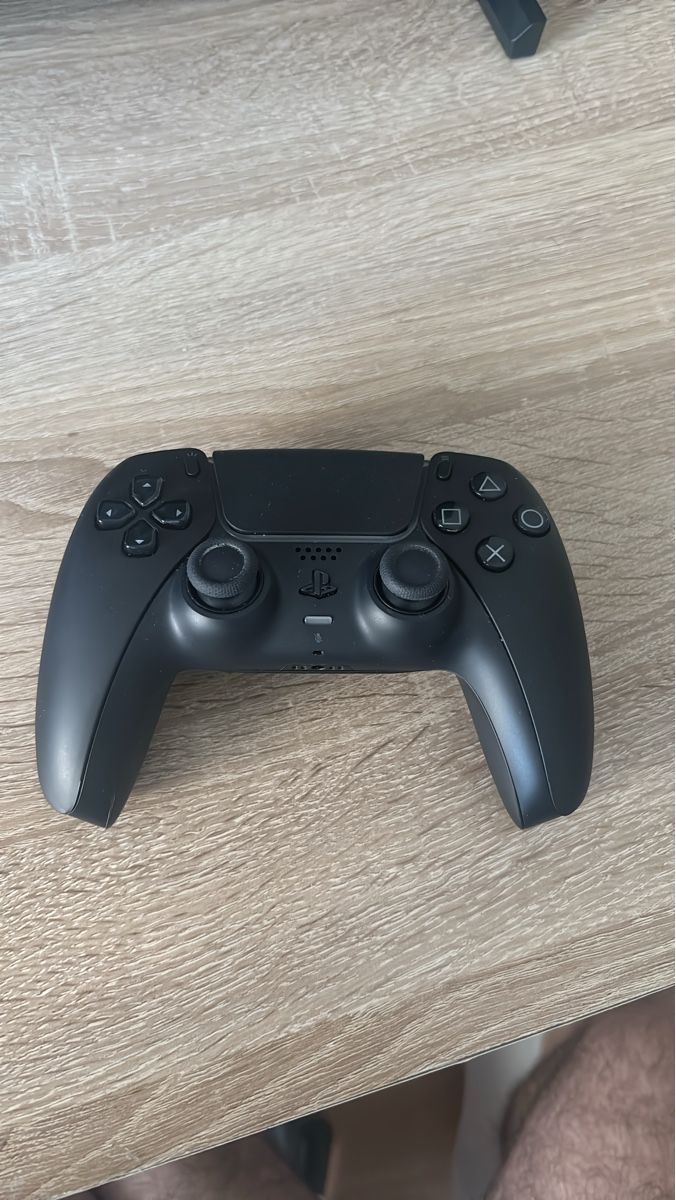 Sony Controller: Schwarzer PS5 Dualsense Controller - Top Zustand! – Nuovo (secondo la descrizione) da Winterthur venduto da pas_m2sl