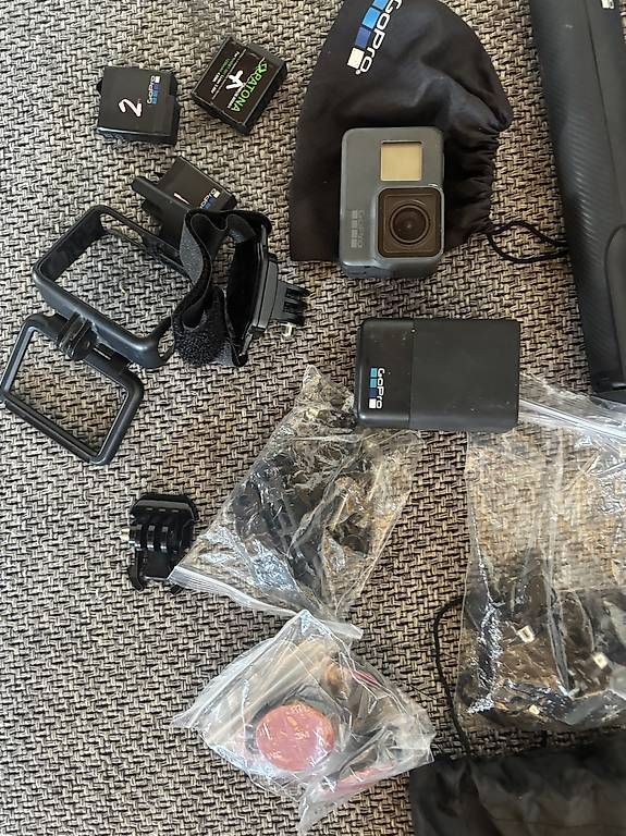Gopro Action Cam: GOPRO mit 4 Akkus – Usato da Subingen venduto da Guss91