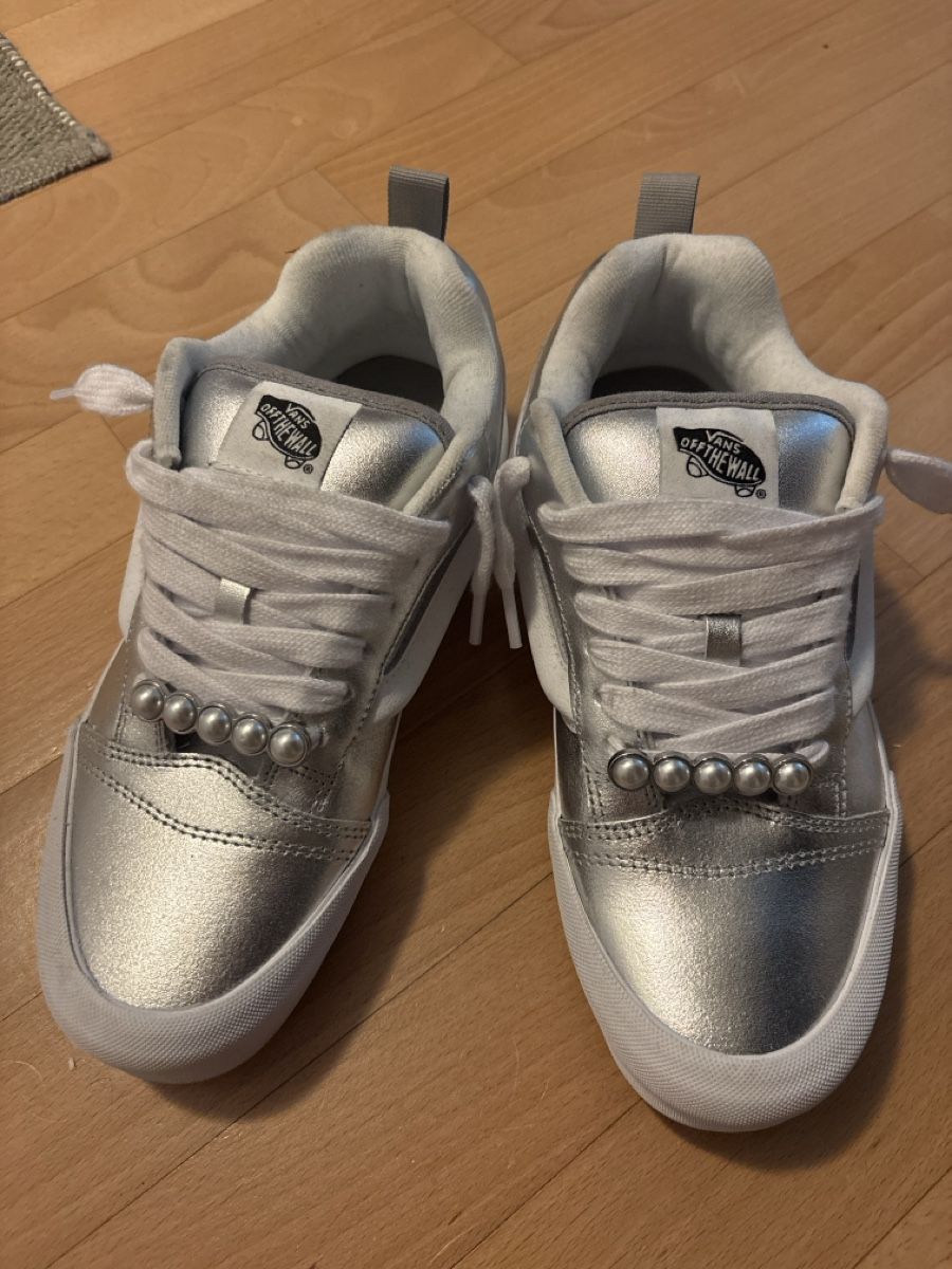 Vans Scarpe da donna: Vans Sneaker silber – Nuovo (secondo la descrizione) da Solothurn venduto da con_sk82