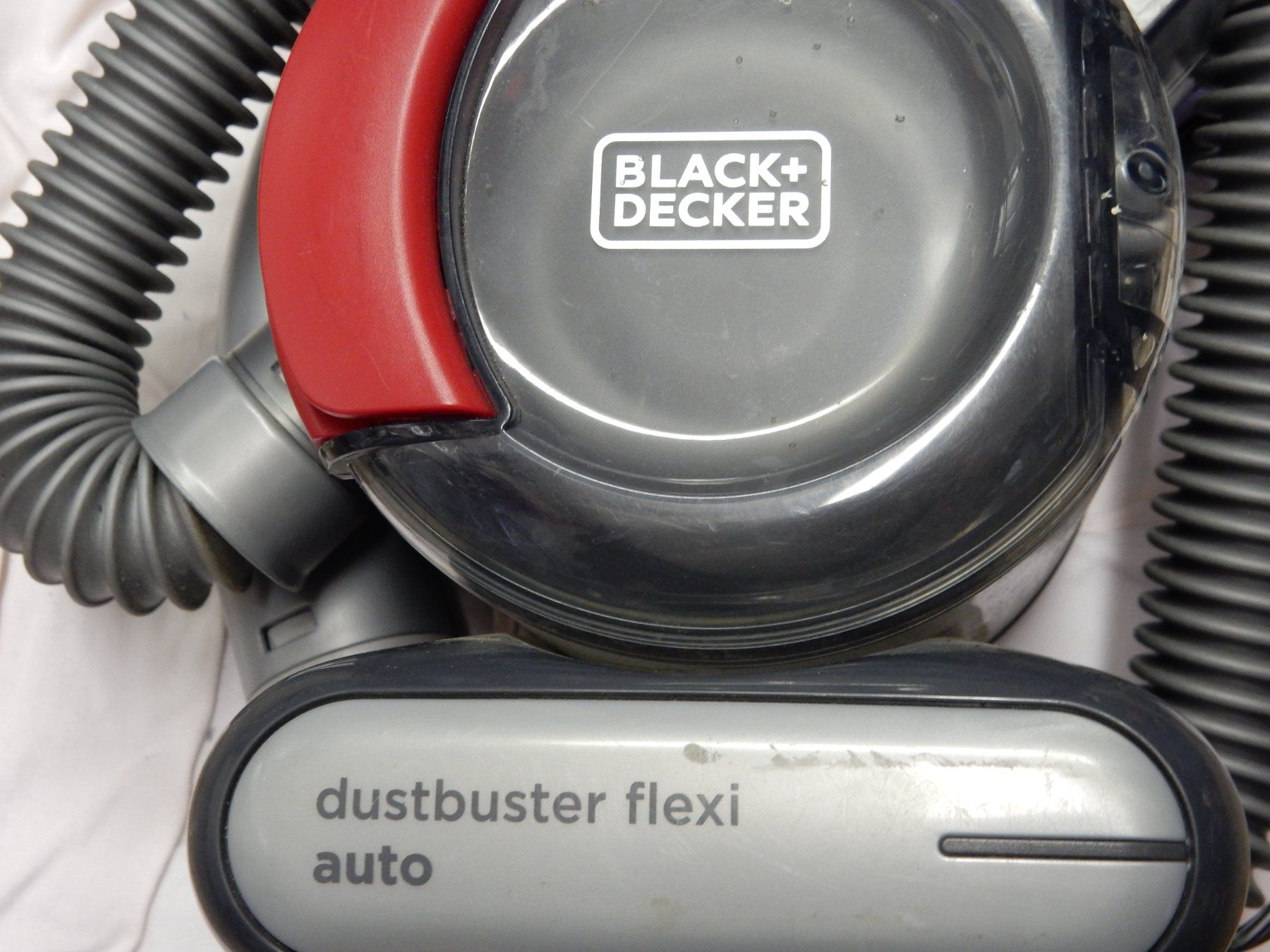 Aspirapolveri & Accessori: Auto Staubsauger Black & Decker – Usato da Balsthal venduto da Subaru11 4