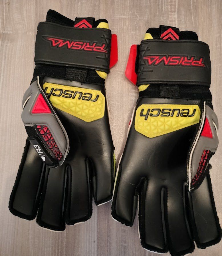 Reusch Guanti & manicotti: Reusch Torwarthandschuhe Gr. 8.5, statt Fr. 110.-- – Nuovo e nell'imballaggio originale da Oftringen venduto da Sportivo.ch 5