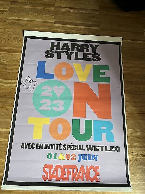 Foto & Immagini: 4 Harry Styles Poster – Usato da Zürich venduto da lia_szs8 1