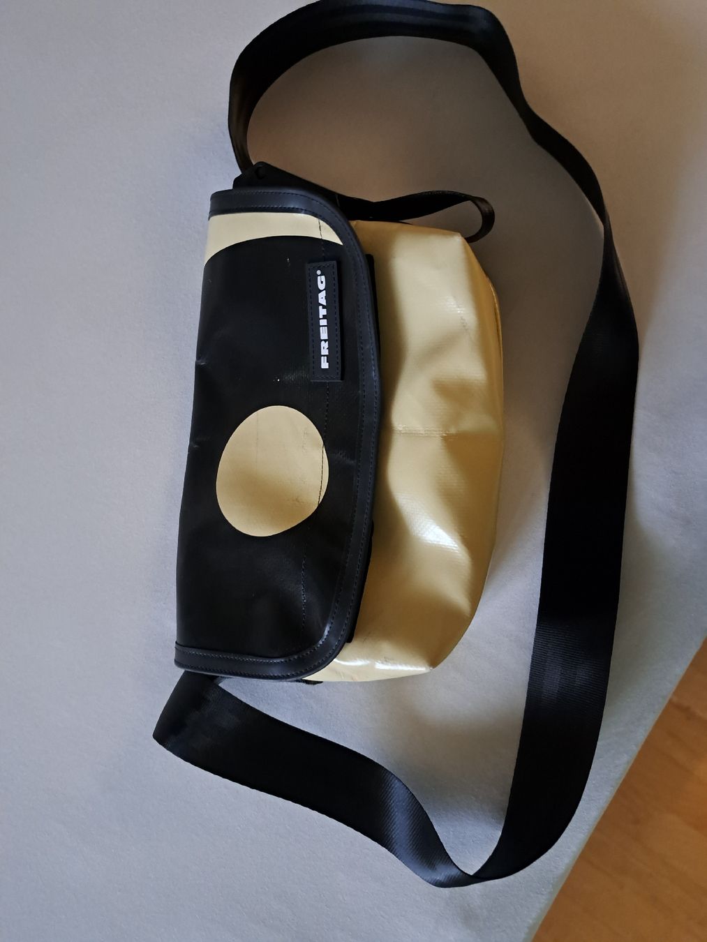 Freitag Borse: Freitagtasche F171 Laura – Usato da Winterthur venduto da Montschitschi