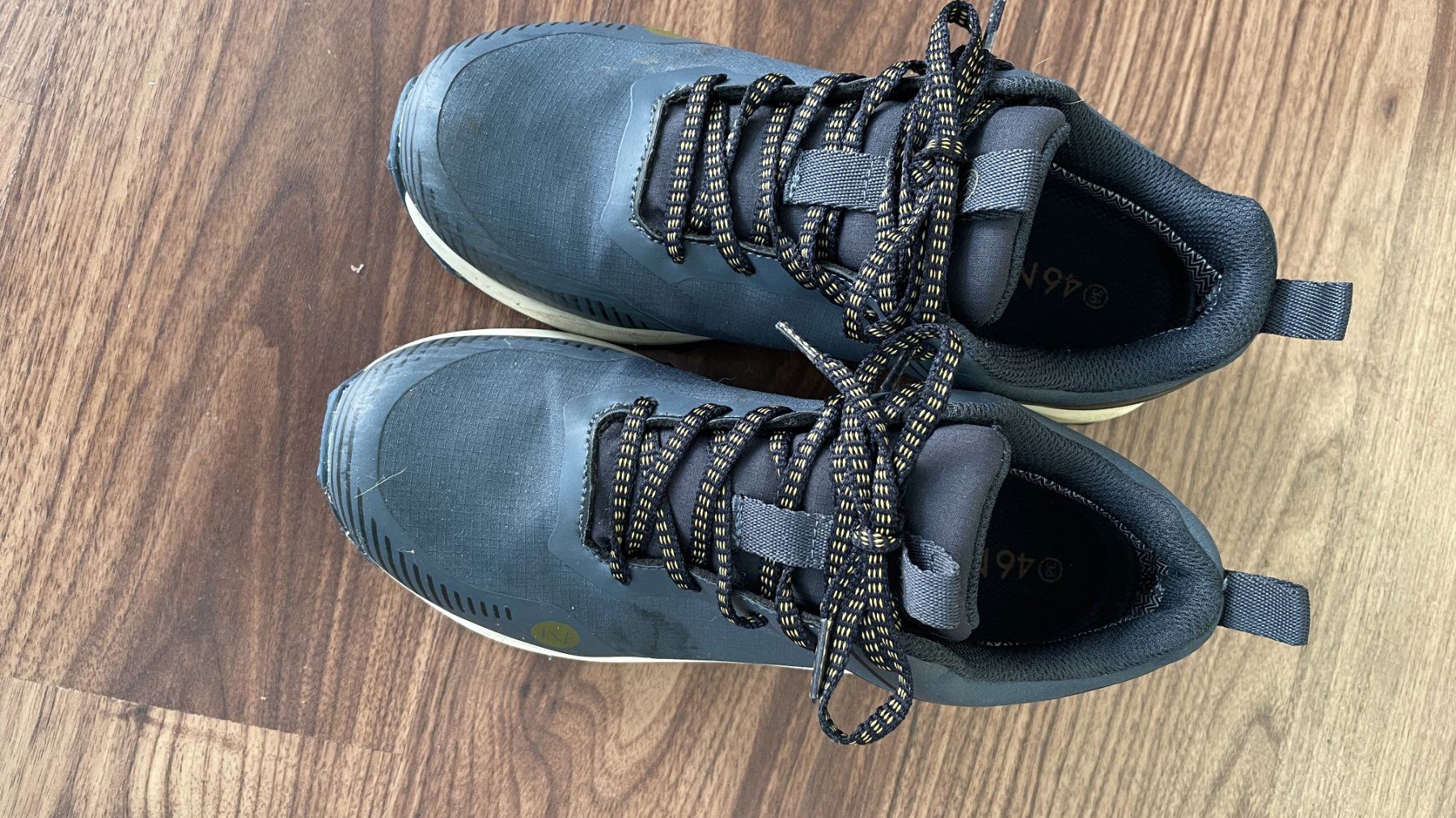 Scarpe da uomo: Turnschuhe / Freizeitschuhe – Nuovo (secondo la descrizione) da Flüelen venduto da jodel_du 2