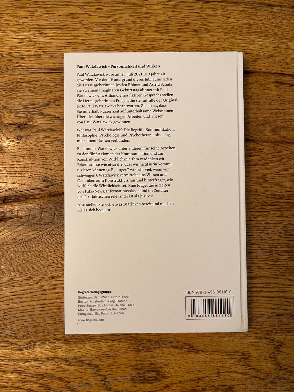 Libri: Essenz - Im Gespräch mit Paul Watzllawick – Nuovo (secondo la descrizione) da Winterthur venduto da JanekGraf 1