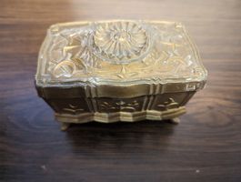Vintage Schmuckdose golden mit Samt