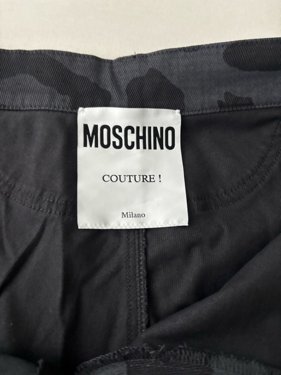 Moschino Hosen: Moschino Animal Print Cargo Shorts – Gebraucht aus hallau von jon_9mkg 4