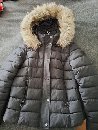 Jacke only